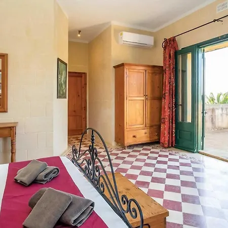 Villa Tal Busbies Santa Luċija
